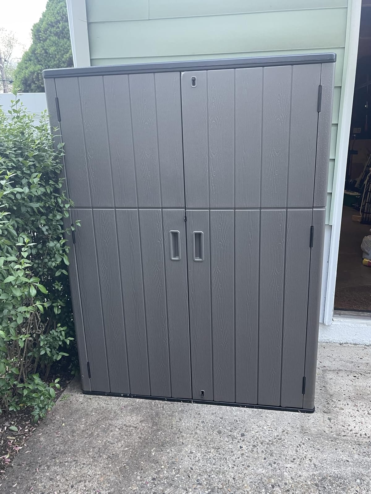 KINYING Outdoor Horizontal Storage Sheds,Outdoor Storage Cabinet Waterproof Resin Tool Storage Box for Lawn Mower,Garden Tools and Patio Furniture, Lockable (Brown) customer photo 1