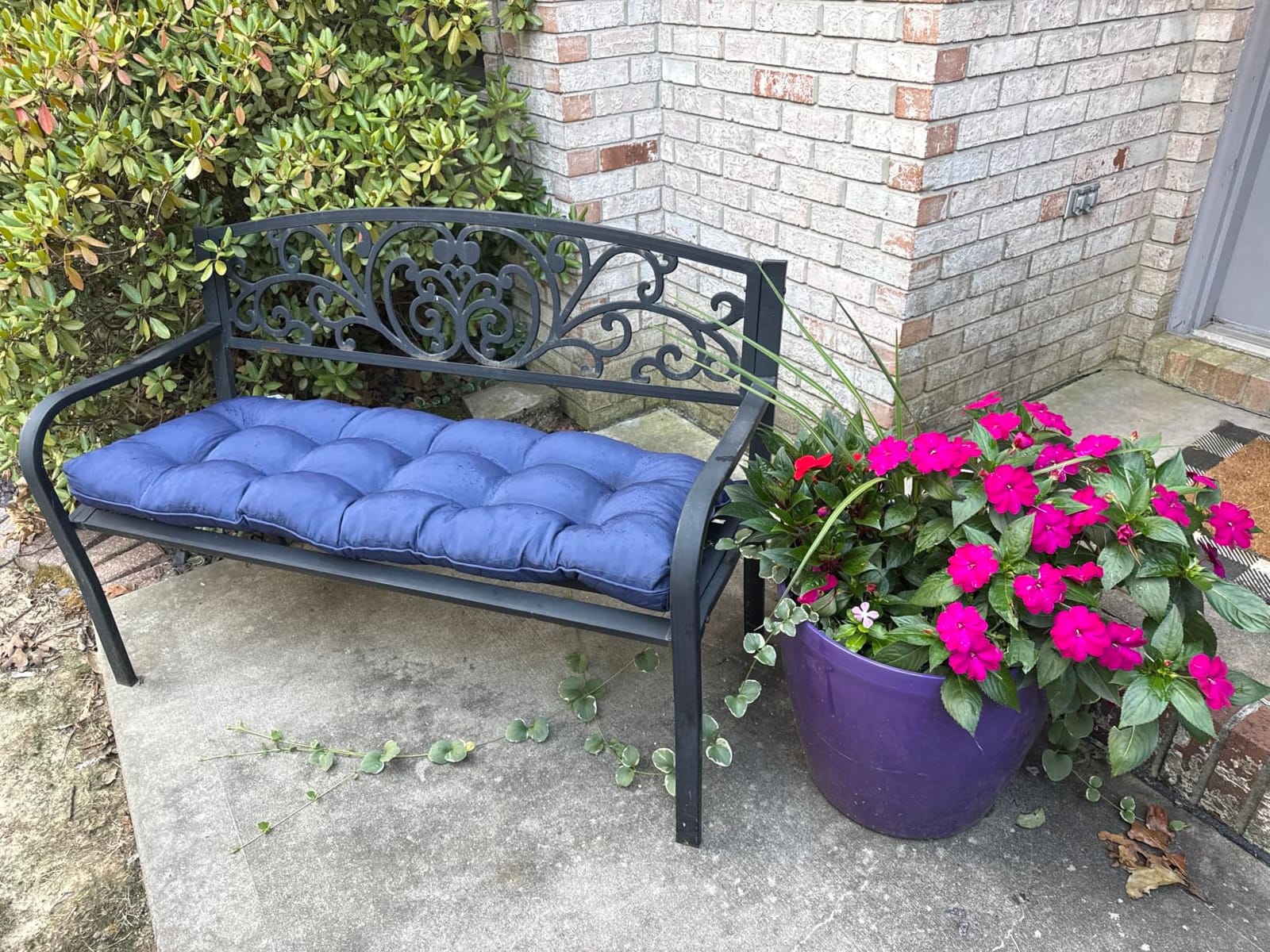 IPYNBAP Outdoor Bench Cushion, 48x18x5 Inch, Navy Blue customer photo 1