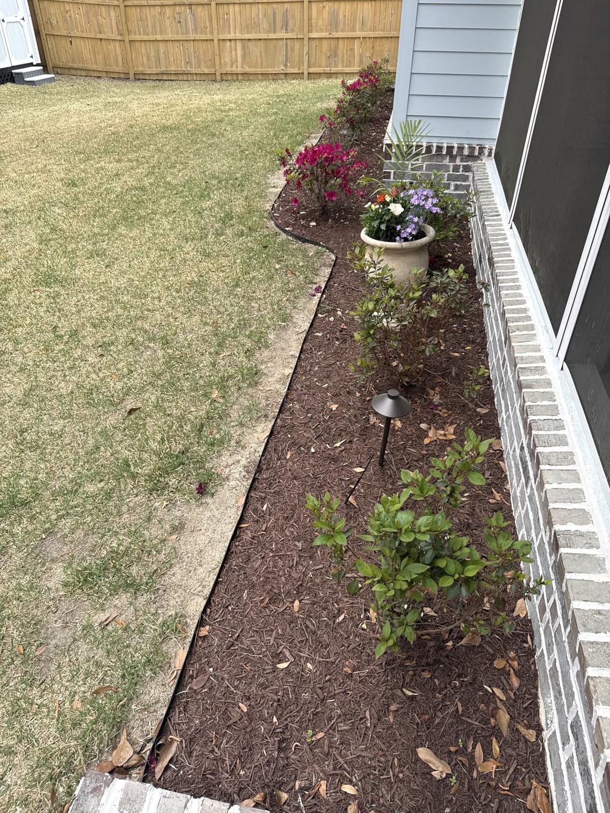 Gardzen 40-Foot x 3-Inch Landscape Edging Garden Border with 40 Spikes customer photo 1