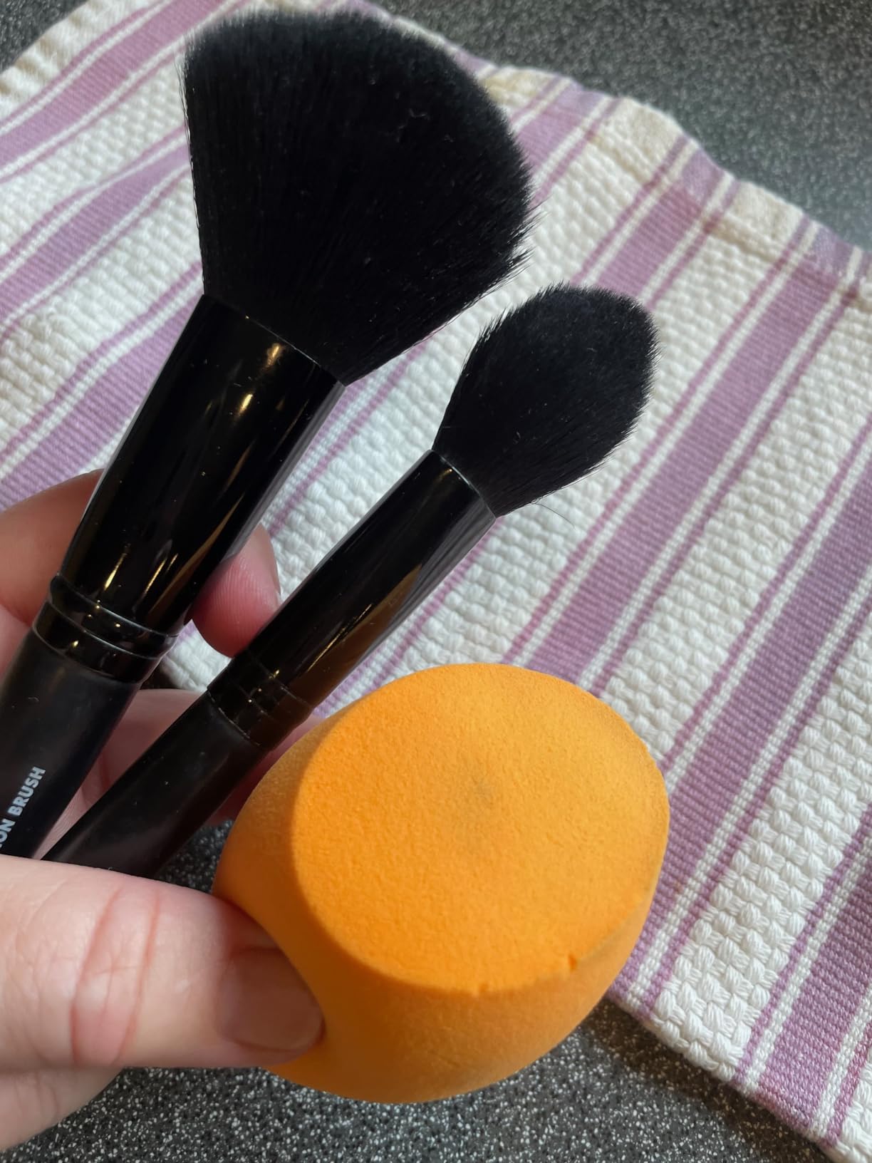 EcoTools Makeup Brush Cleanser + Sponge Shampoo, Fragrance-Free, 8 Fl Oz customer photo 2