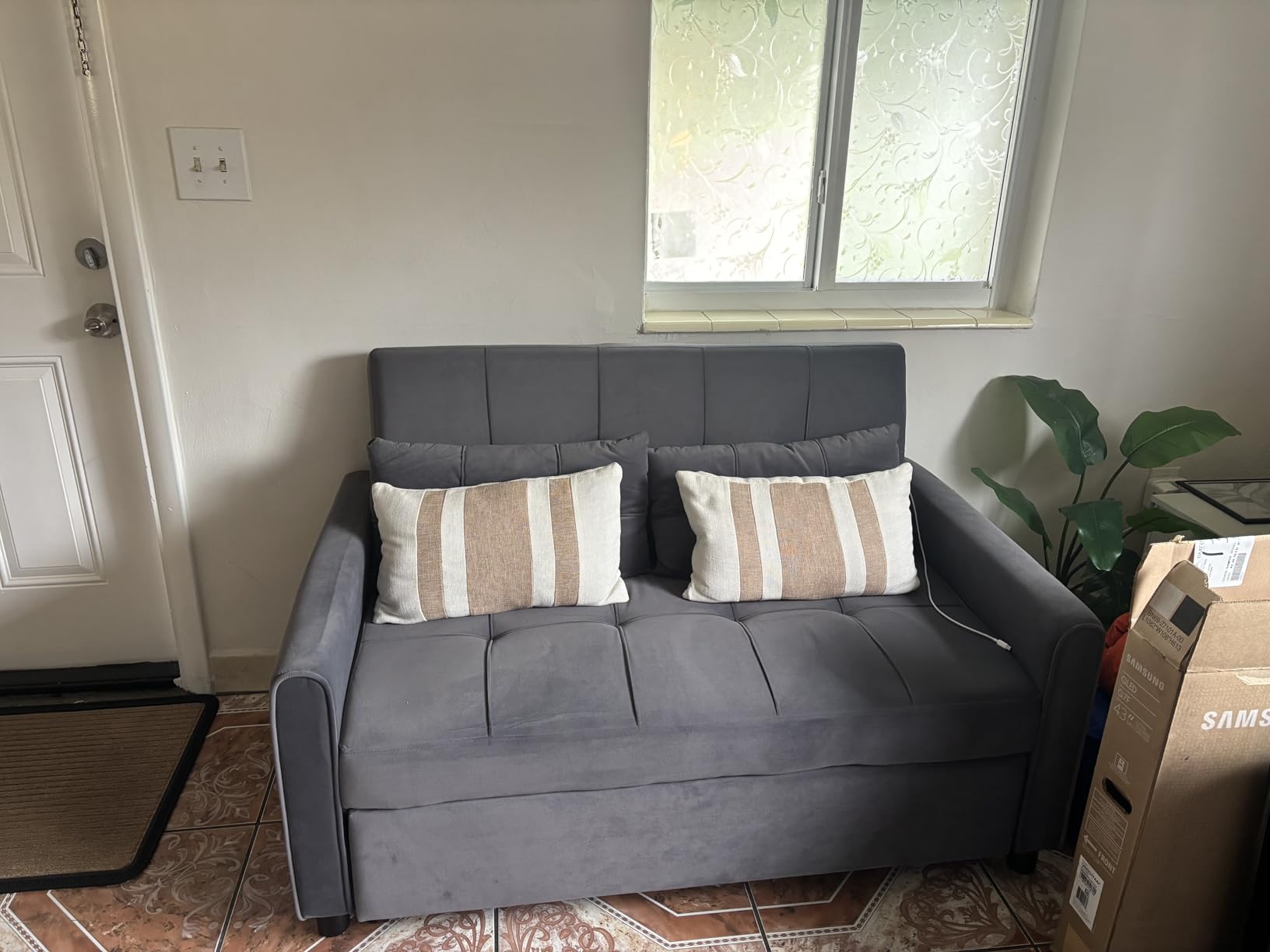 Gizoon Convertible Sofa Bed 63.6'' 3 in 1 Sleeper Sofa Small Loveseat Couch, Futon Sofa Bed for Small Spaces Apartment Living Room, Storage Armrests & 5 Adjustable Backrest, Dark Grey customer photo 1