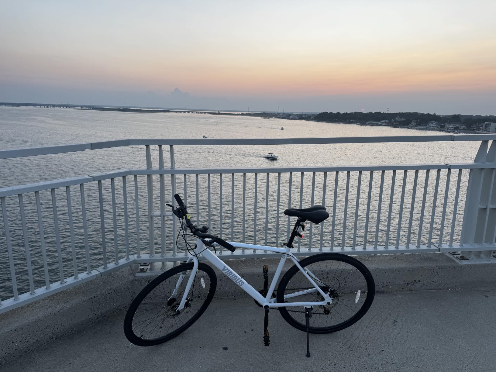 VIRIBUS Hybrid Bikes, 28 inch Road Bike 7 Speed with Lightweight Aluminum Frame, 700C Wheels, Hybrid Bicycle for Men Adult, City Commuters customer photo 1
