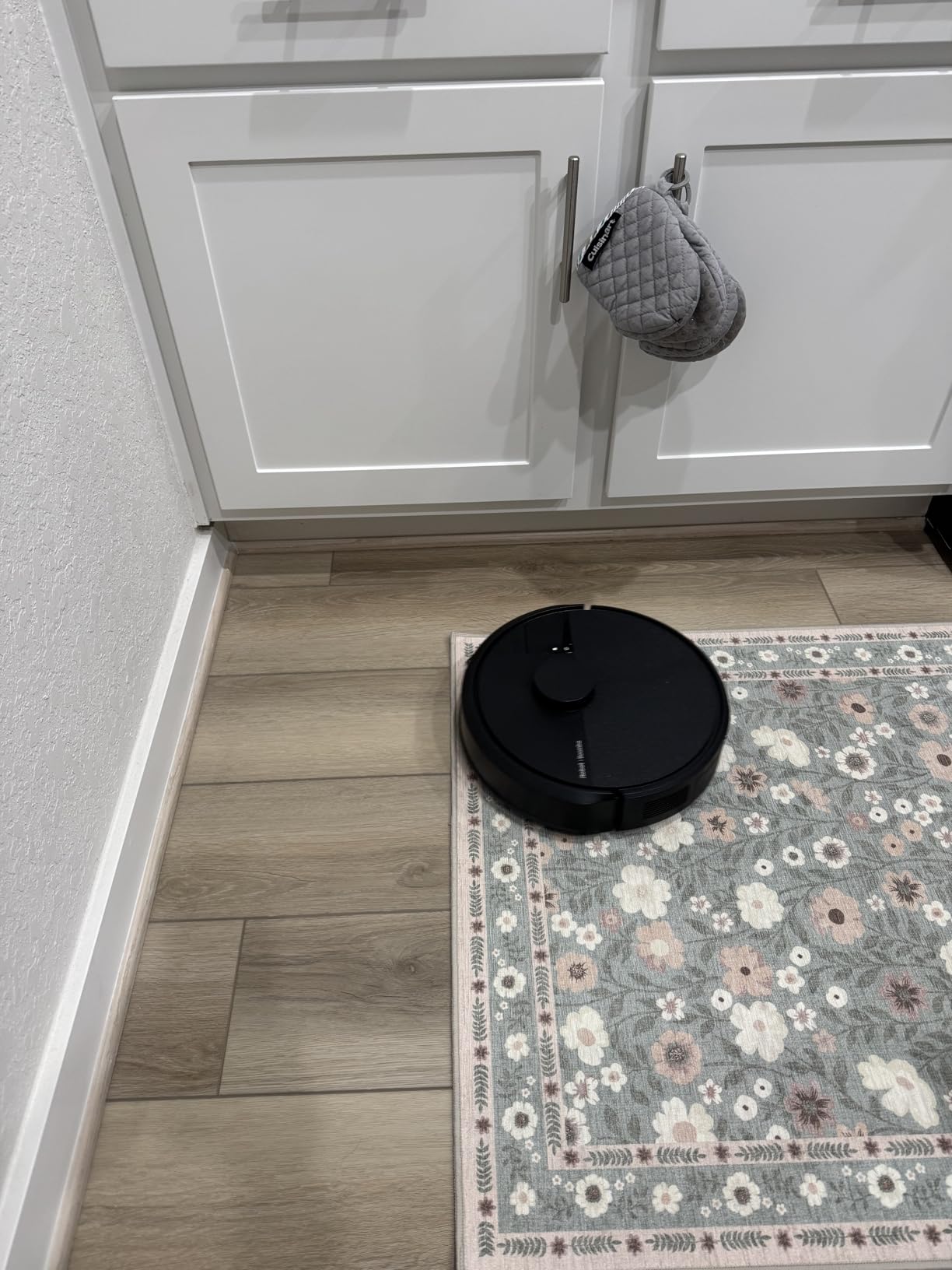 iRobot Roomba 105 Combo Robot Vacuum & Mop - Easy to use, Intense Power-Lifting Suction, LiDAR Navigation, Multiple Cleaning Modes, Avoids Mopping Carpets, Self-Charging | LiDAR navigation, power-lifting suction customer photo 1