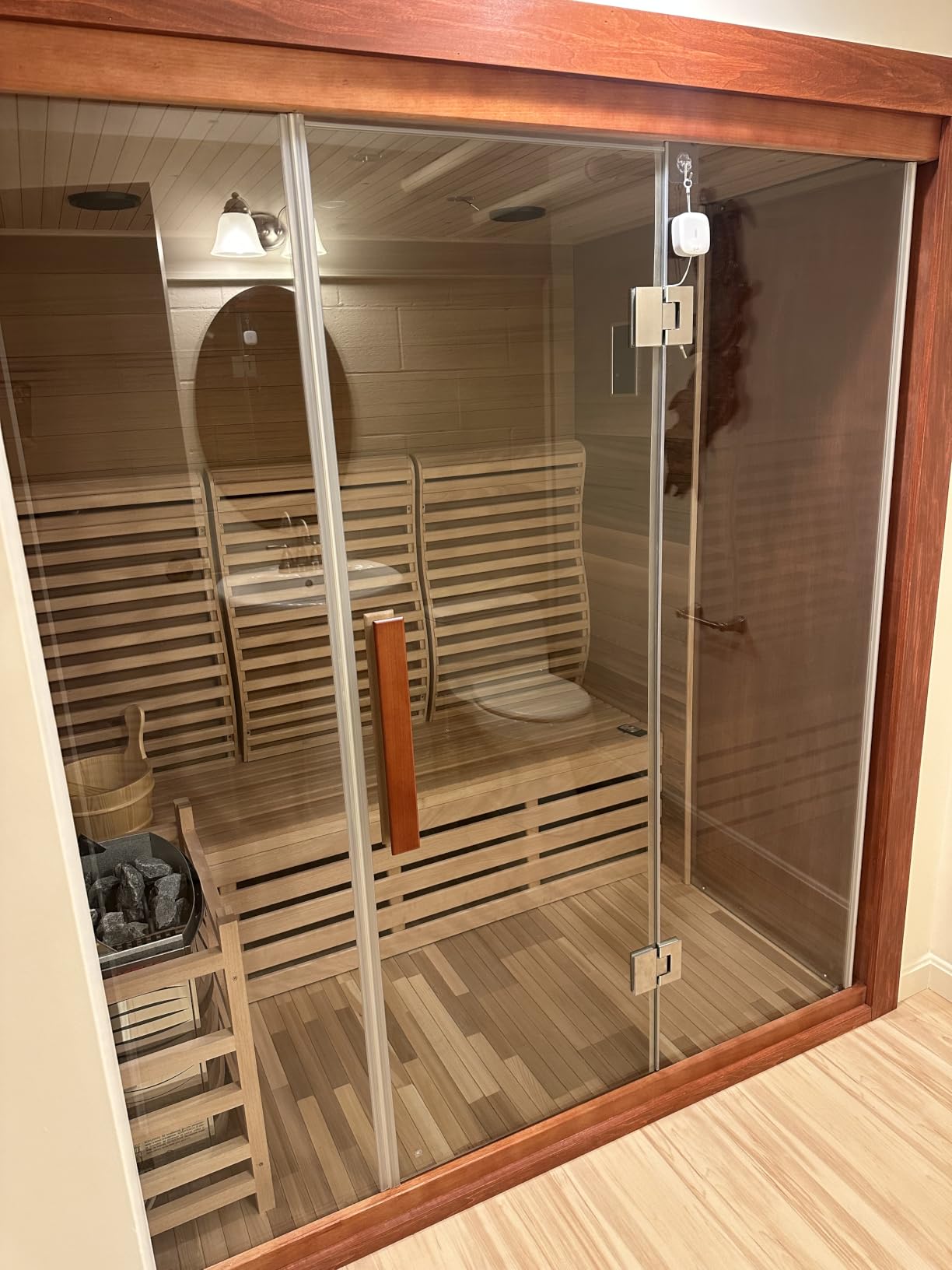 ZONEMEL 3 Person Wooden Steam Sauna Room, Traditional Red Cedar Luxurious Indoor Sona House with 6 KW Harvia Heater, Wi-Fi Controller, Bluetooth Speaker, Wooden Bucket, Scoop, Reading Light, 220V customer photo 2