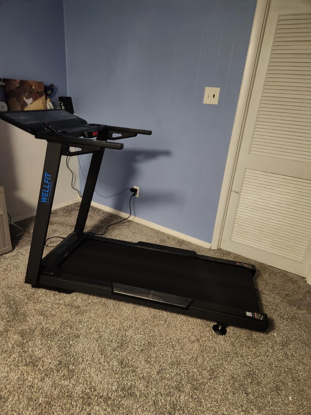 WELLFIT Auto Incline Treadmill, 15% Incline Heavy Duty Treadmill for Home customer photo 2