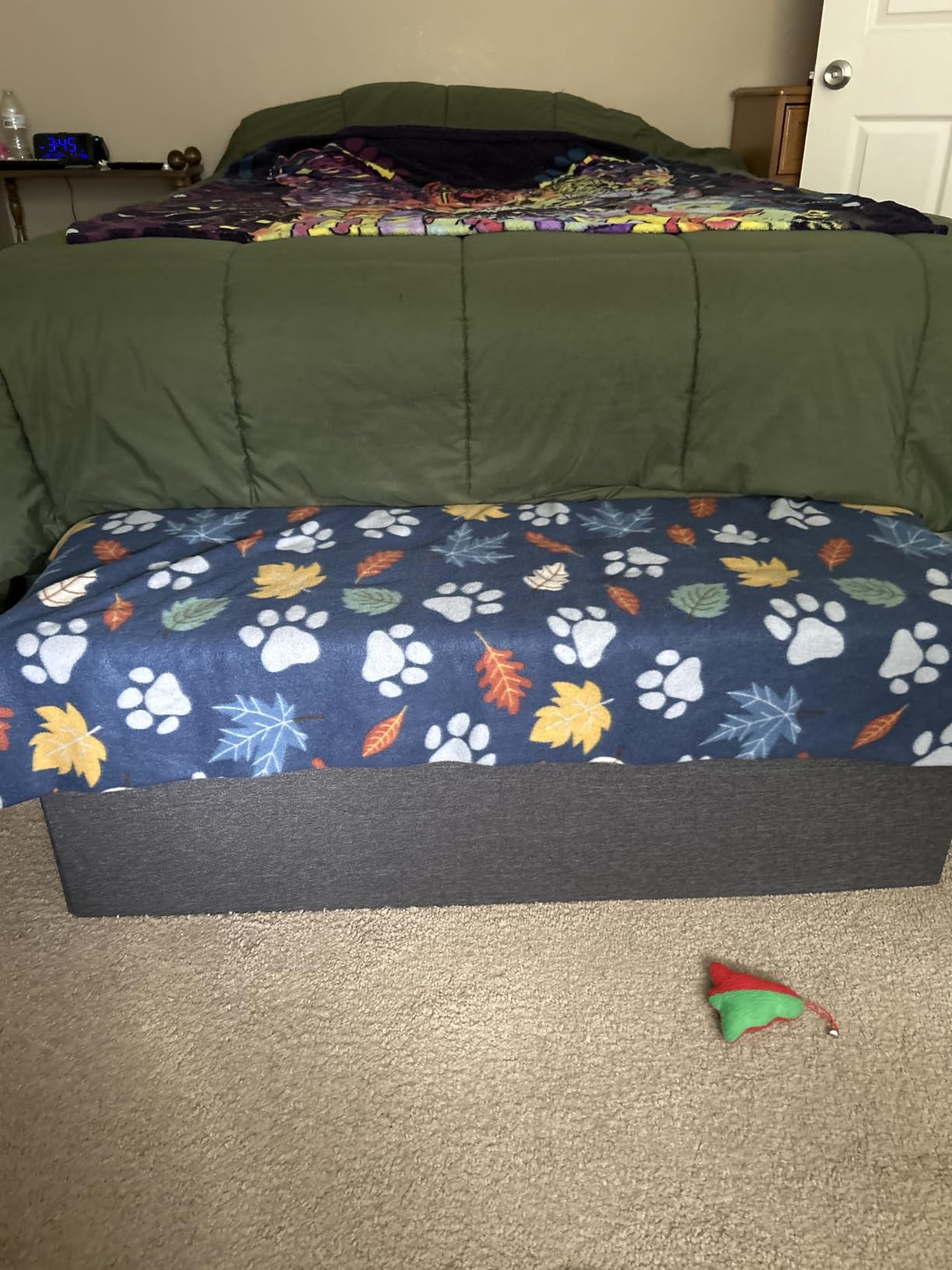 SONGMICS 43.3 Inches Folding Storage Ottoman Bench, Load 660 lb customer photo 1