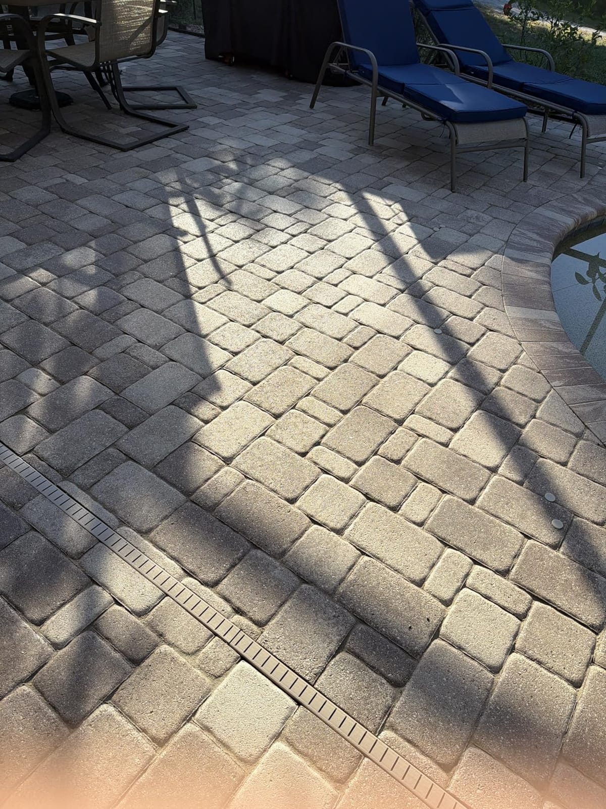 McKinnon Concrete & Paver Sealer 5 Gallon, Semi-Gloss Wet Look Sealer | Penetrating sealer for brick, natural stone, patios & pool decks. UV resistant, indoor/outdoor, Made in USA customer photo 1