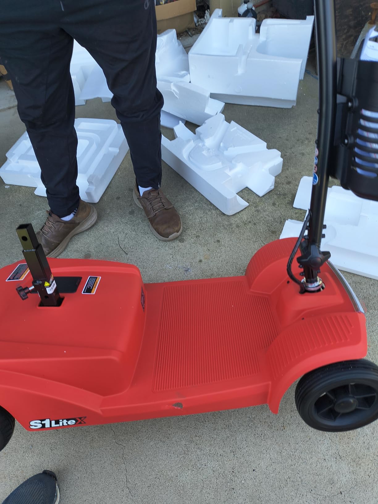 WAYCARE Mobility Scooter for Adults & Seniors, 330 lb 15-20 Mile Range Red customer photo 1