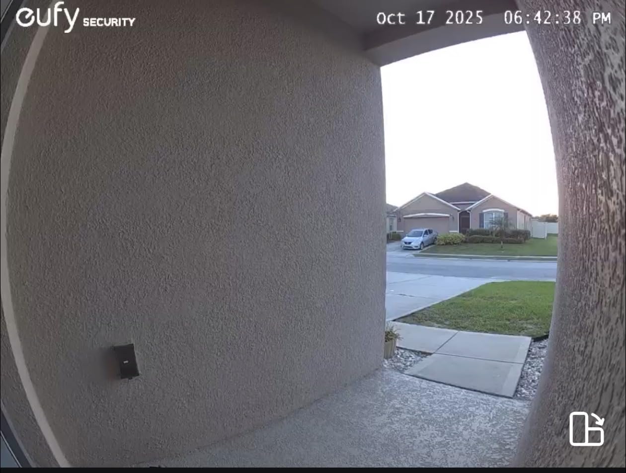 eufy Security Video Doorbell C31, 2K FHD, Battery or Wired, No Subscription customer photo 1