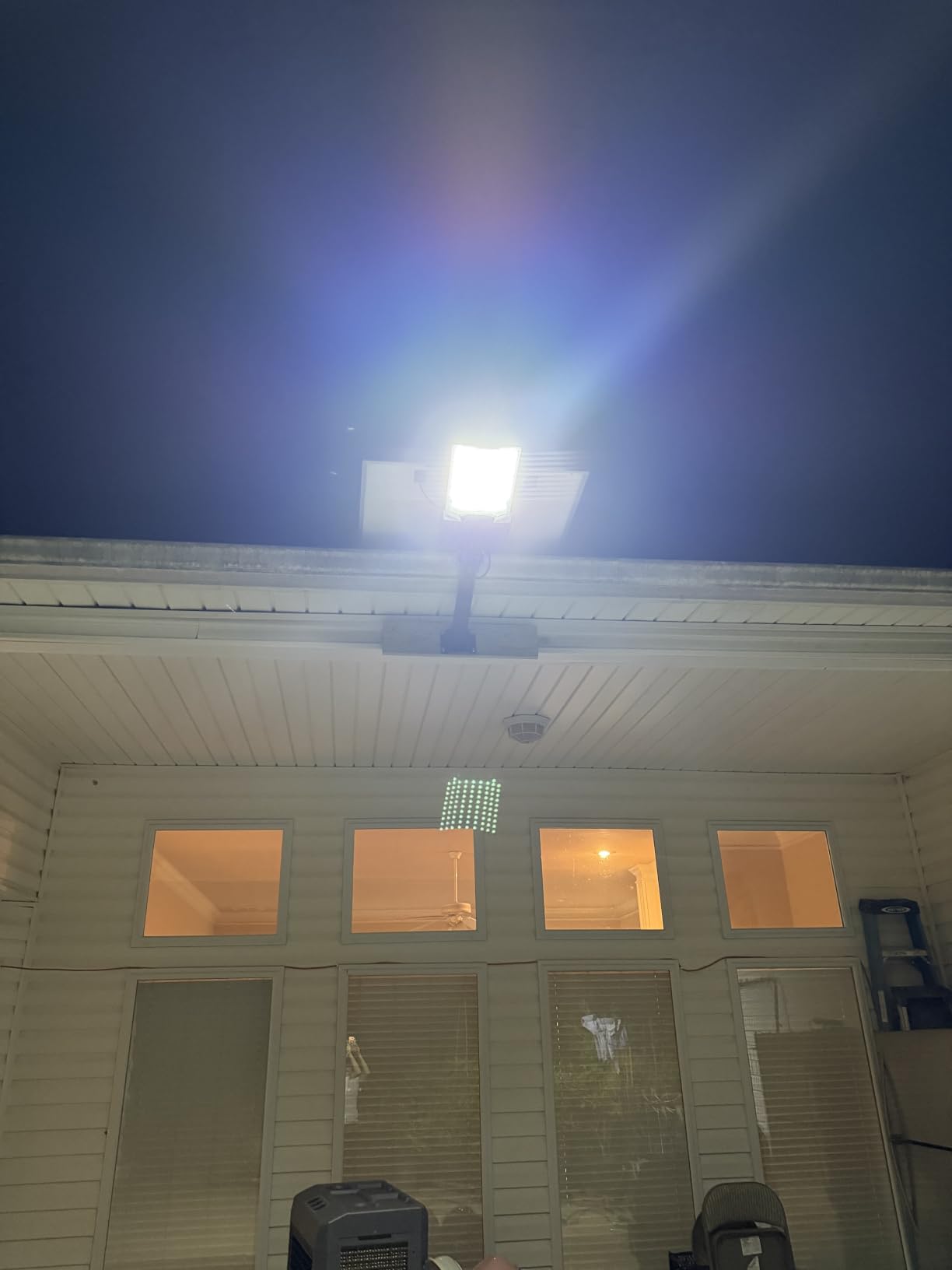 JAYNLT X-18000W Solar Street Lights Outdoor,Commercial Parking Lot Light | High Brightness,Dusk to Dawn,Solar Flood Lights for Parking Lot,Farm,Remote Control, IP67 Waterproof, Long Runtime customer photo 1