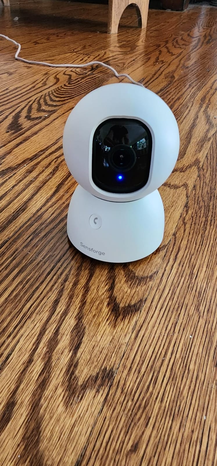 SensForge 2.5K Indoor Pan-Tilt Security Camera, 360° Dual-Band 2.4/5GHz Wi-Fi Camera for Home, Smart AI Human & Pet Detection, 64GB SD Card Included, Two-Way Talk, No Subscription Required (1, White) customer photo 2