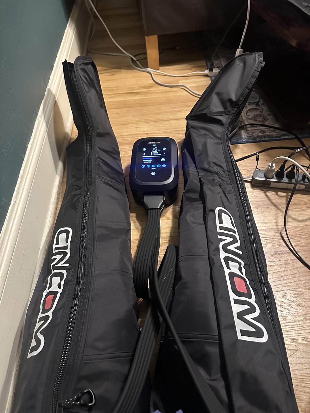CINCOM Cordless Air Compression Recovery System customer photo 2