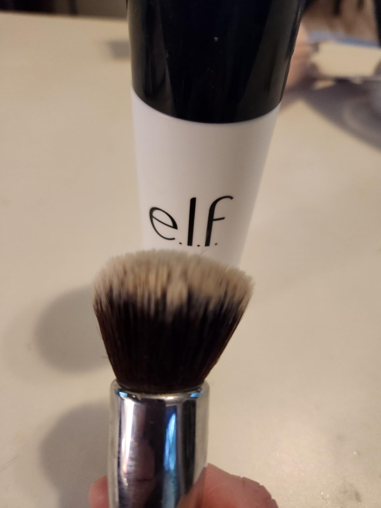 e.l.f. Clean Queen Liquid Brush & Sponge Cleaner, Gentle Foaming Cleaner For Removing Leftover Makeup, Dirt & Grime, Vegan & Cruelty-Free, 4.1 oz customer photo 1