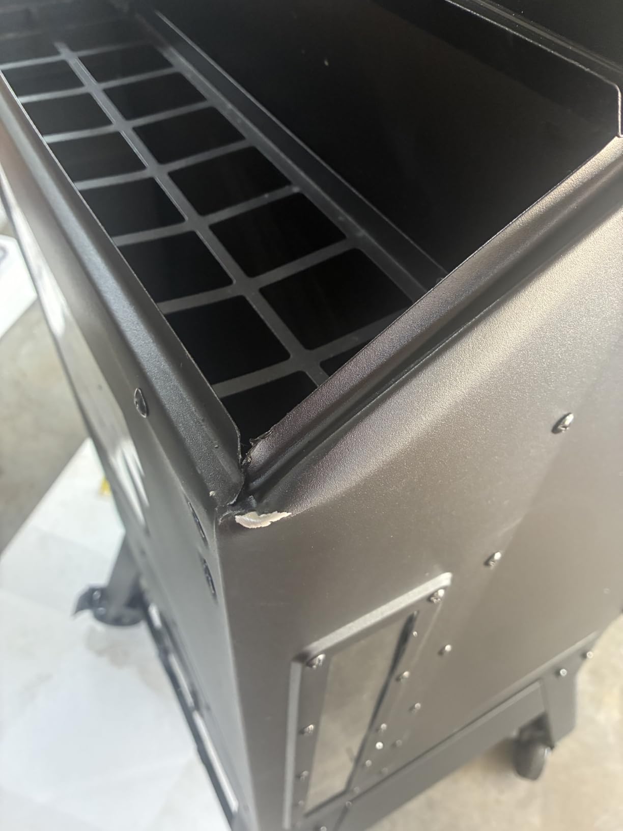 Pit Boss Navigator 3-Series WiFi & Bluetooth Wood Pellet Vertical Smoker with LCD Digital Controller, 1,118-Sq. In. 5-Rack Cooking Space, 130°F to 420°F Temp Range, Meat Probe, 50 lb. Pellet Hopper customer photo 1