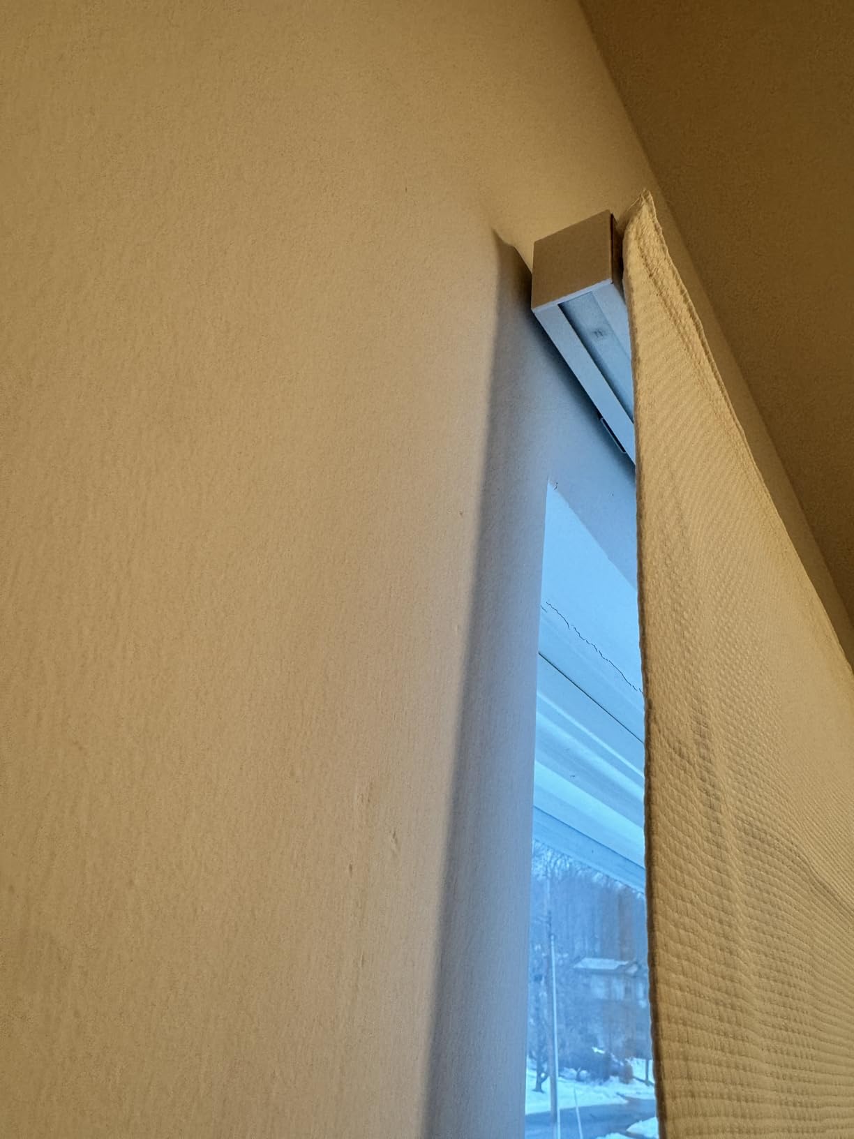 Madison Park Roman Shade, Room Darkening Blind Cordless, 34x64 Matte White customer photo 2