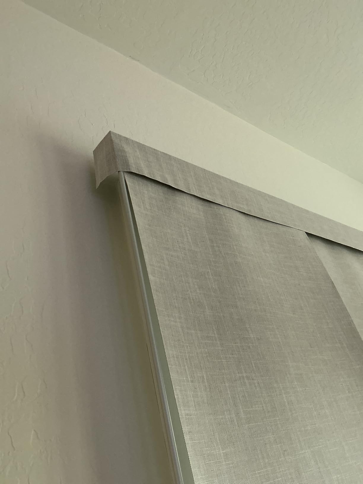 VEVOR Panel Track Blinds, Extendable Track from 45.8 in to 86 in W, Trimmable Panel Curtains Up to 96 in H, Vertical Blackout Panel Blinds for Sliding Doors, Patio Doors, Room Divider, Windows, Brown customer photo 1