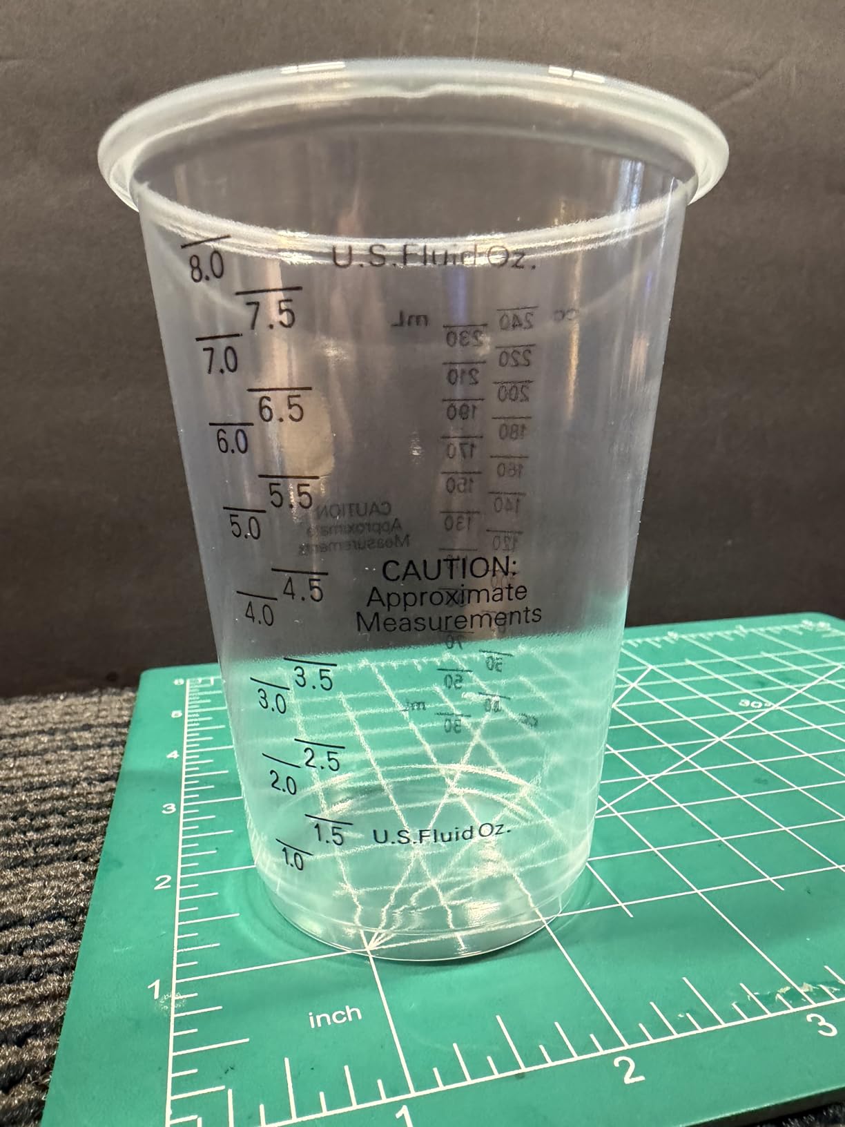 Turbo Bee Plastic Measuring Cups 8OZ, 100 PACK Disposable Mixing Cups with 100 Mixing Sticks, Paint Graduated Measuring Tumblers for Epoxy Resin, Paint Mixing, Art DIY customer photo 1