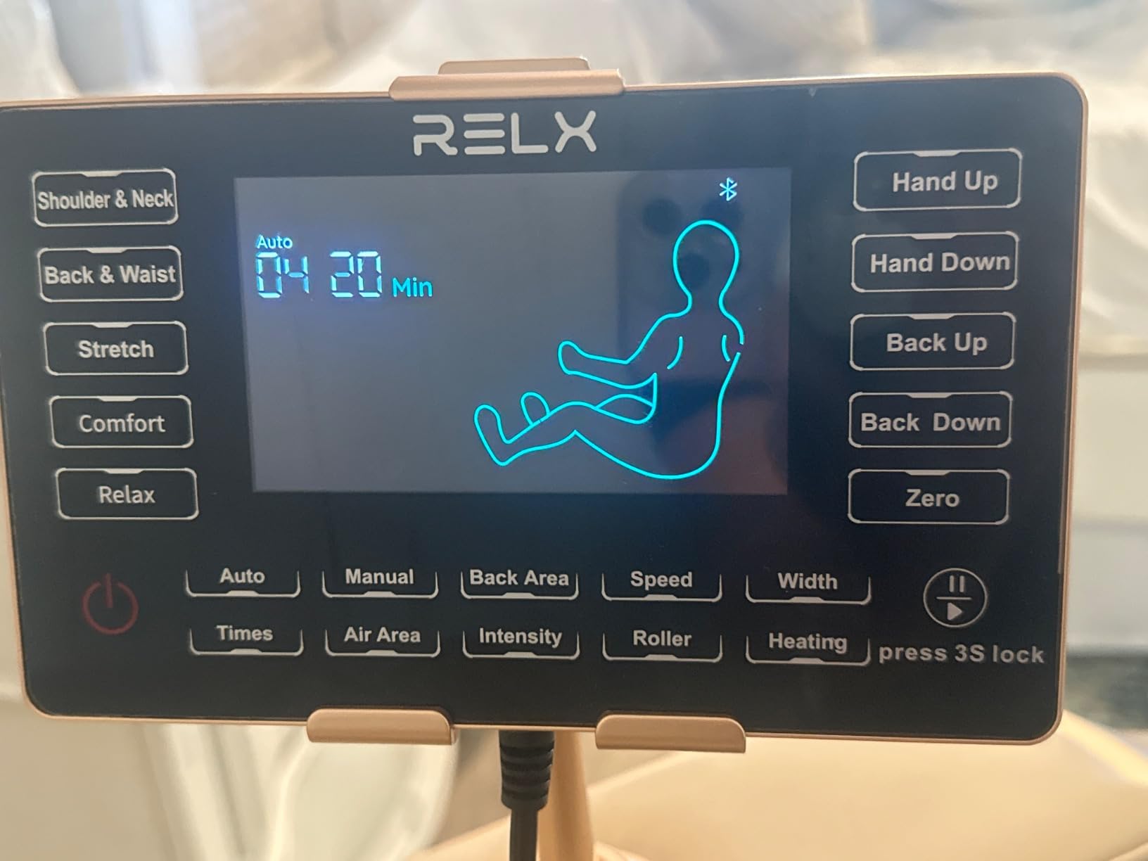 RELX Massage Chair Full Body with Body Scan, Zero Gravity, SL-Track, Cream customer photo 2