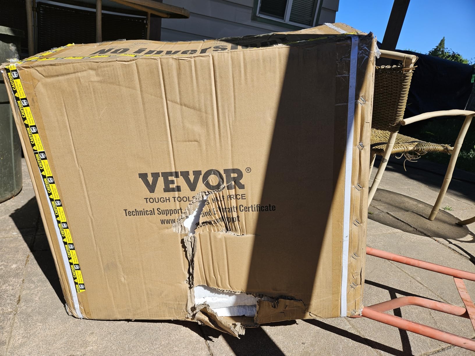 VEVOR Plate Compactor 130W Electric Ground Rammer 5kN Force 3.9in Depth customer photo 2