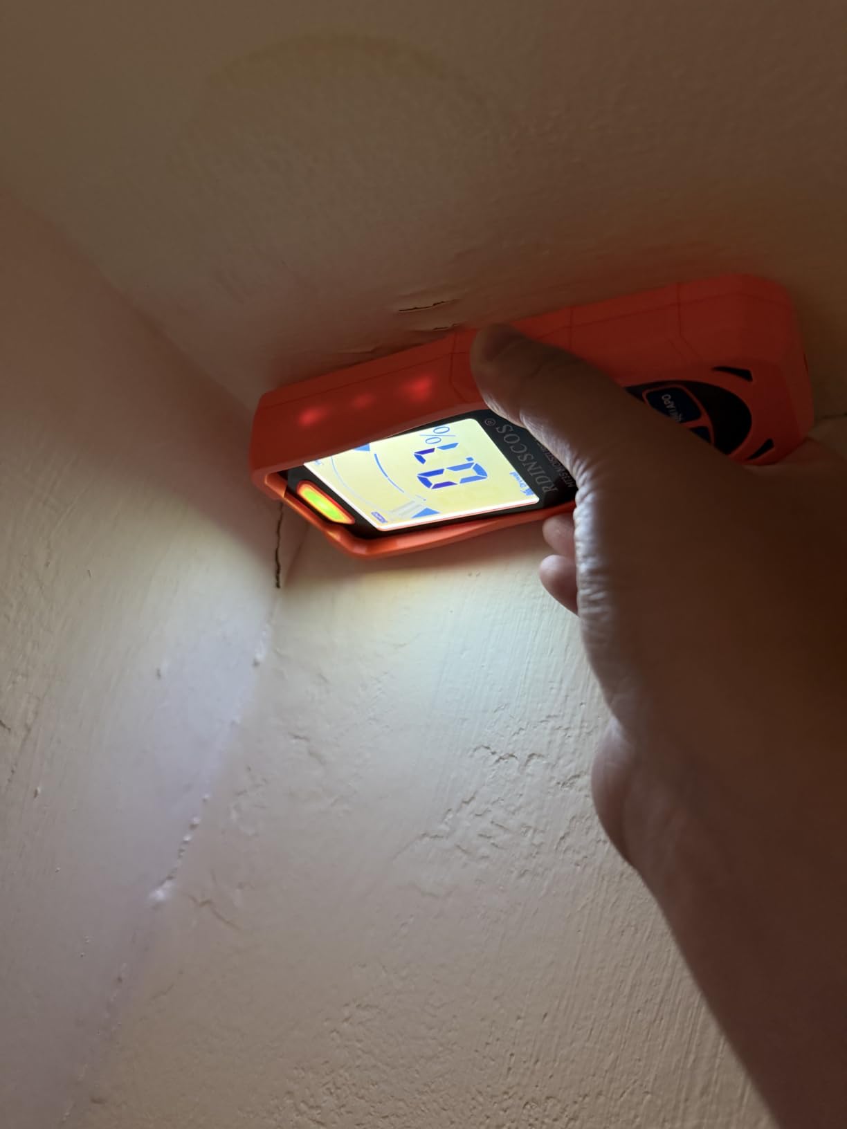 RDINSCOS 2-in-1 Pin & Pinless Moisture Meter for Wood & Walls,Rechargeable customer photo 1