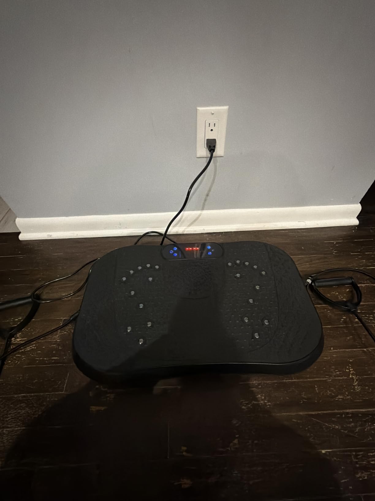 SoftGym Vibration Plate Exercise Machine for Lymphatic Drainage & Fitness customer photo 2