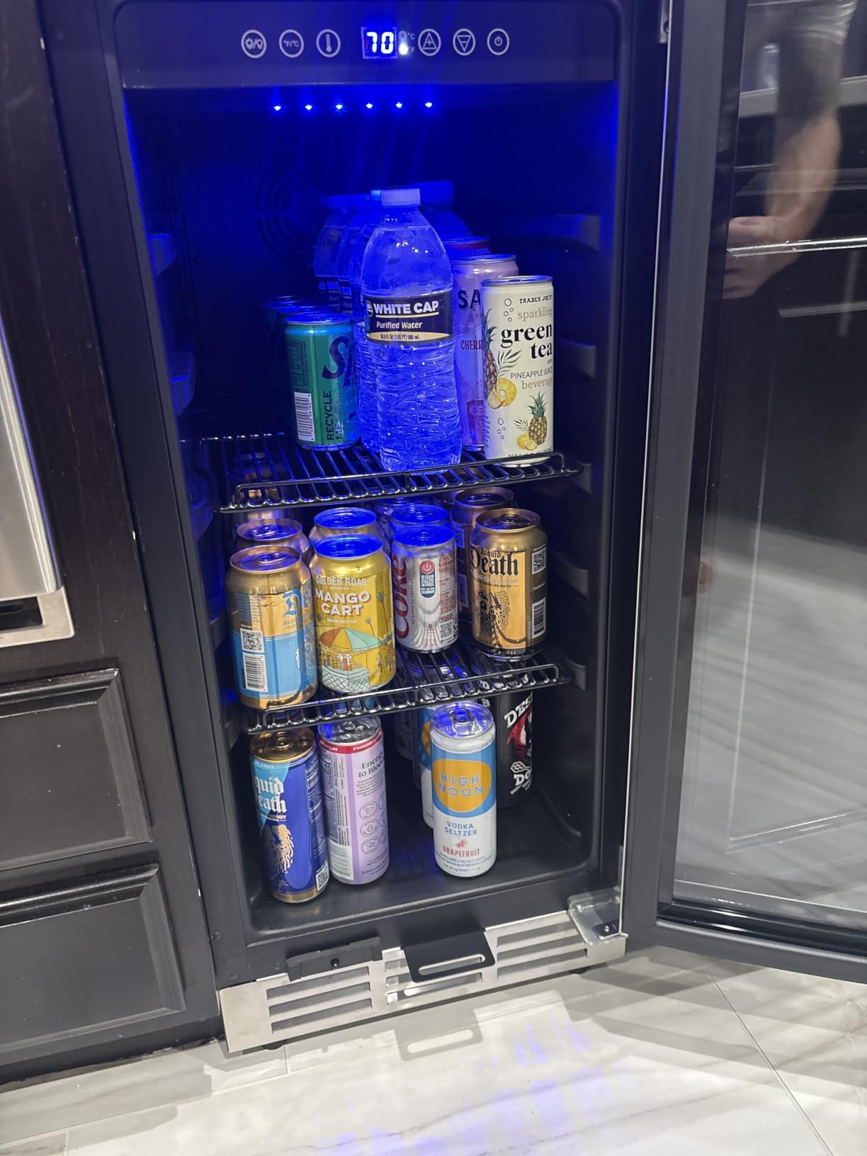 Feelfunn 24 Inch Beverage Refrigerator,180 Cans Outdoor Refrigerator customer photo 2