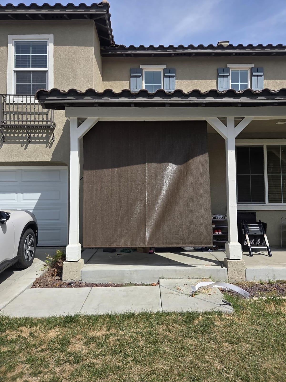 Outdoor Roller Shades for Patio, 8' W x 8' H Cordless Patio Shades Roll Up Outdoor Blinds with Splicing Design, 90% UV Protection for Porch Gazebo Pergola, 2 Poles & 1 Fabric, Black customer photo 2