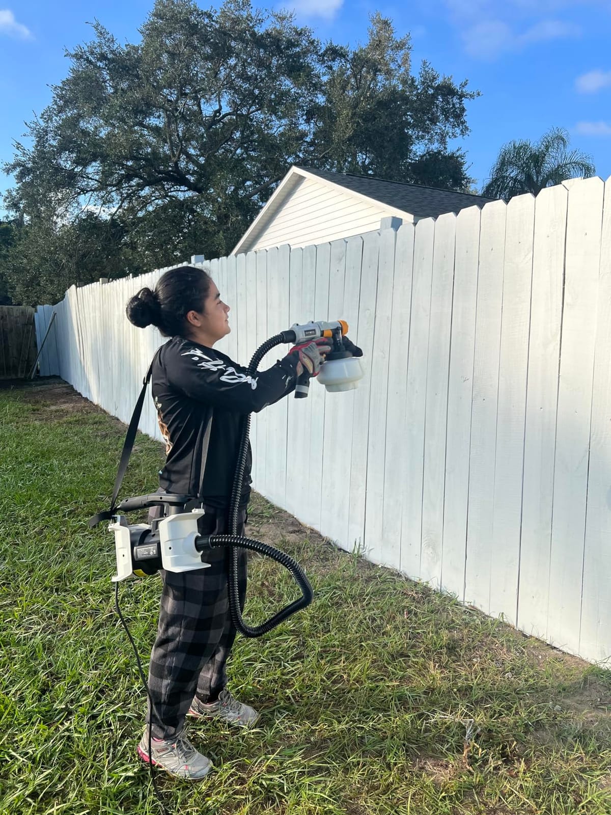 Paint Sprayer - BATAVIA 700W HVLP High Power Spray Paint Gun with 6FT Air Hose, 4 Nozzles & 3 Patterns, Paint Gun for House Painting, Furniture, Cabinets, Fence, Home Improvement customer photo 1