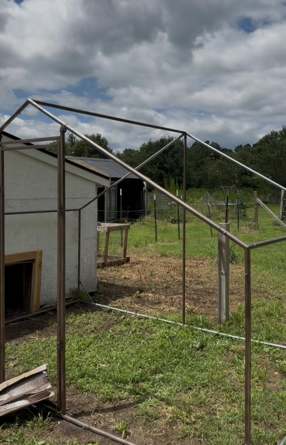 LEVELEVE Large Walk-in Chicken Coop with Chicken Run, Galvanized Poultry Enclosure with Waterproof Anti-UV Cover and Security Lock, Ideal for Rabbit, Duck, Backyard and Farm Yard, 9.8'x 6.6'x 6.6' customer photo 2