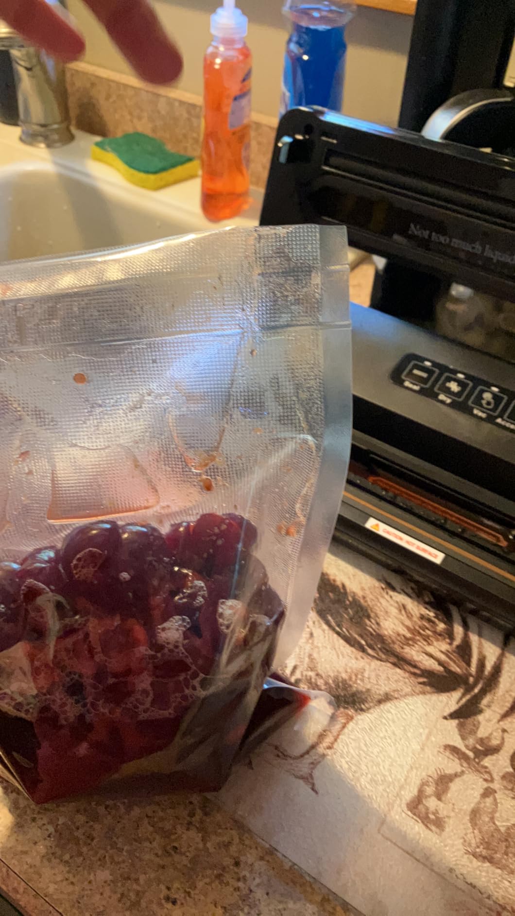 Bonsenkitchen Vacuum Sealer Machine,80 kPa Powerful Suction,Silver customer photo 1
