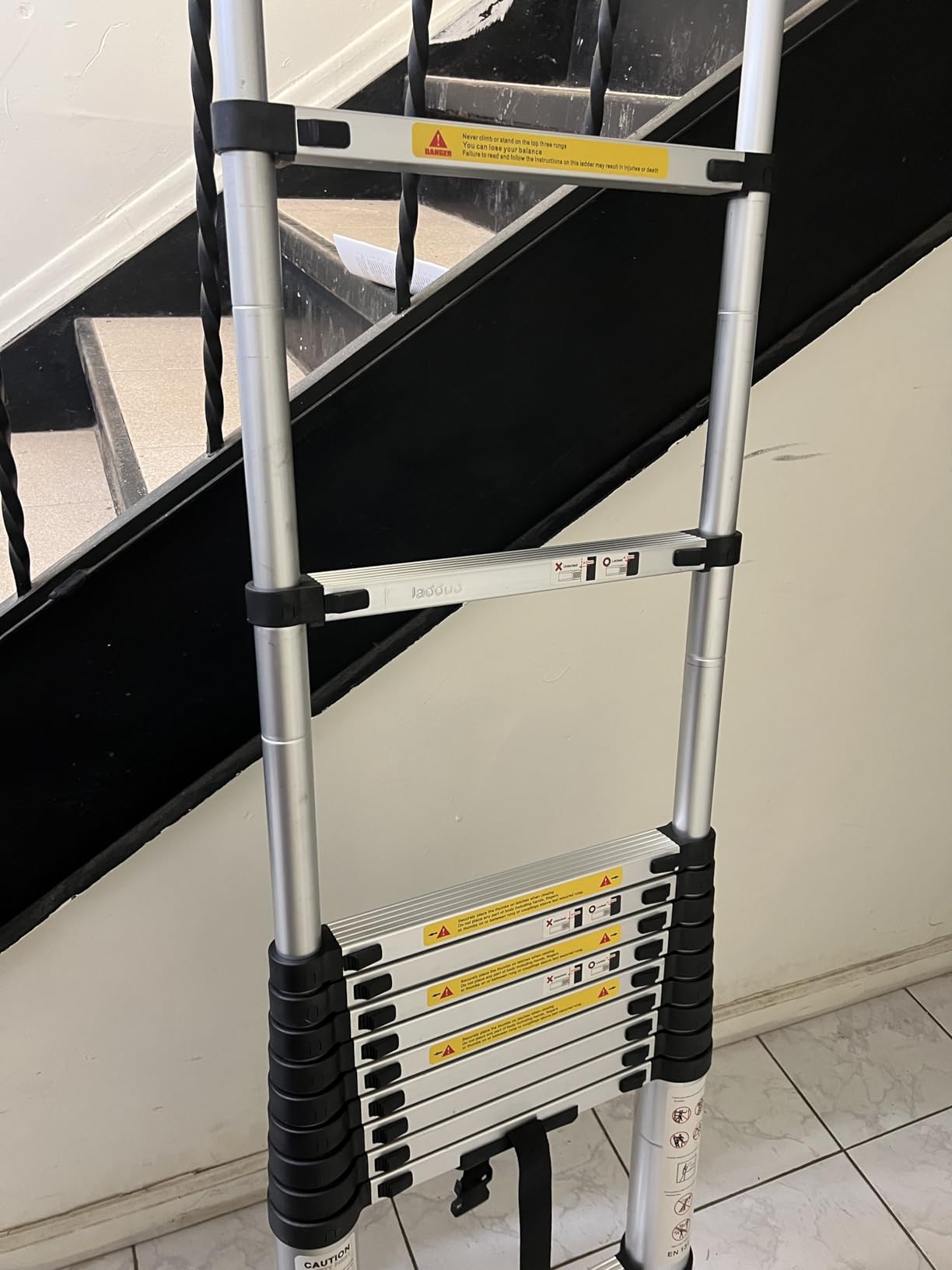 JADDUO Telescoping Ladder, 24.6 FT, Rectangular, Heavy Duty, Silver customer photo 1