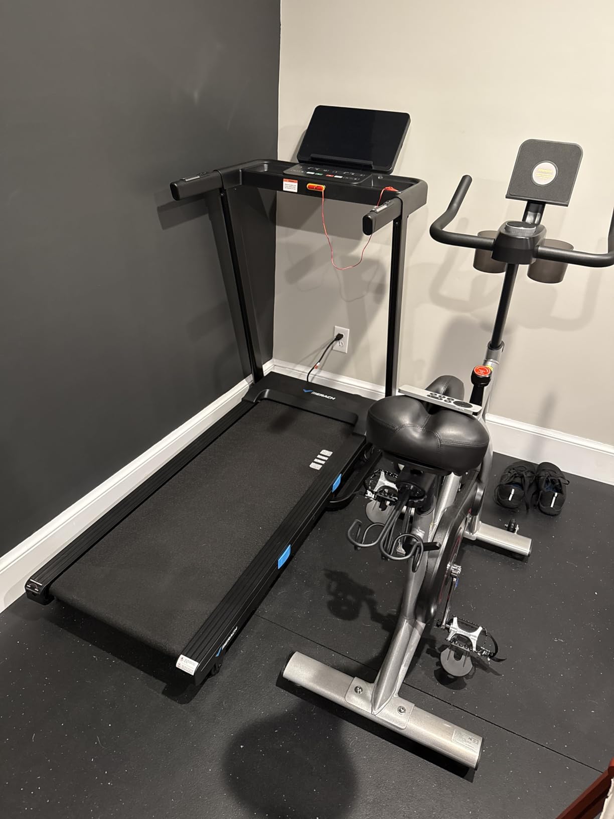 MERACH T12 Foldable Treadmill for Home, 300 LBS Capacity, Wide Running Belt customer photo 2