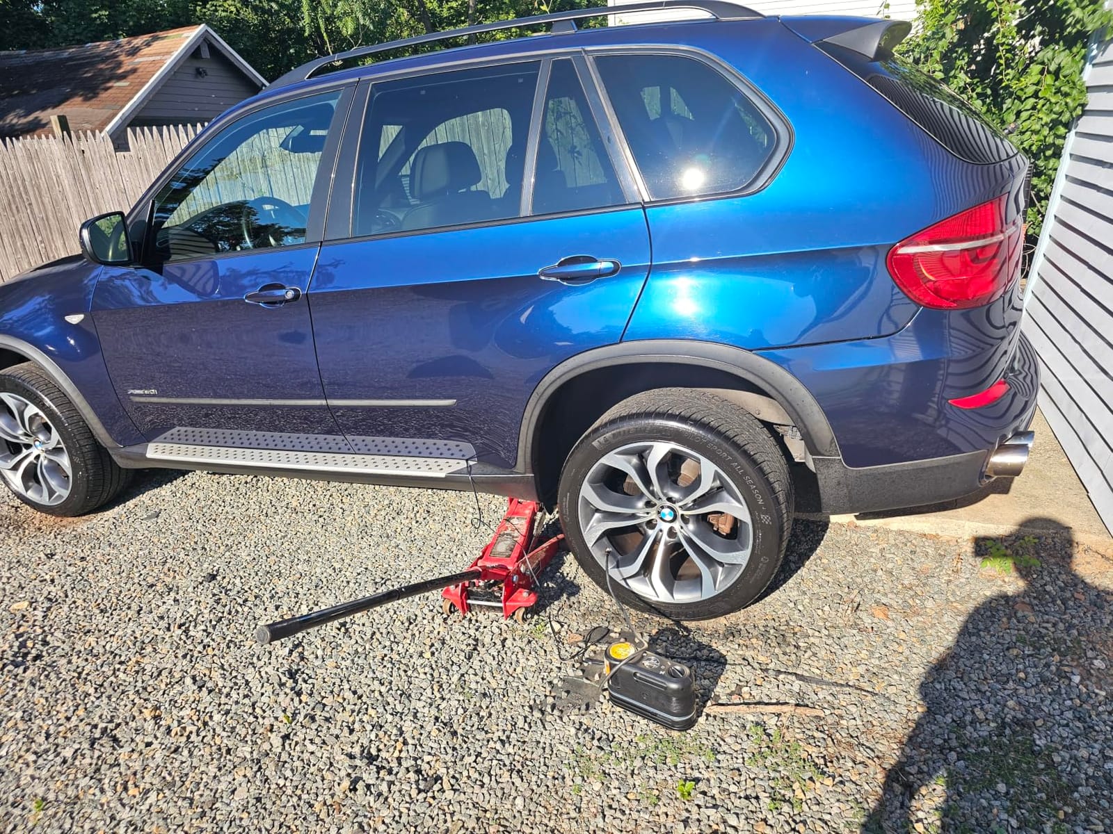 Jack Boss Floor Jack 3 Ton Capacity Fast Lift Service Jack Steel Heavy Duty Hydraulic Car Jack Black customer photo 2