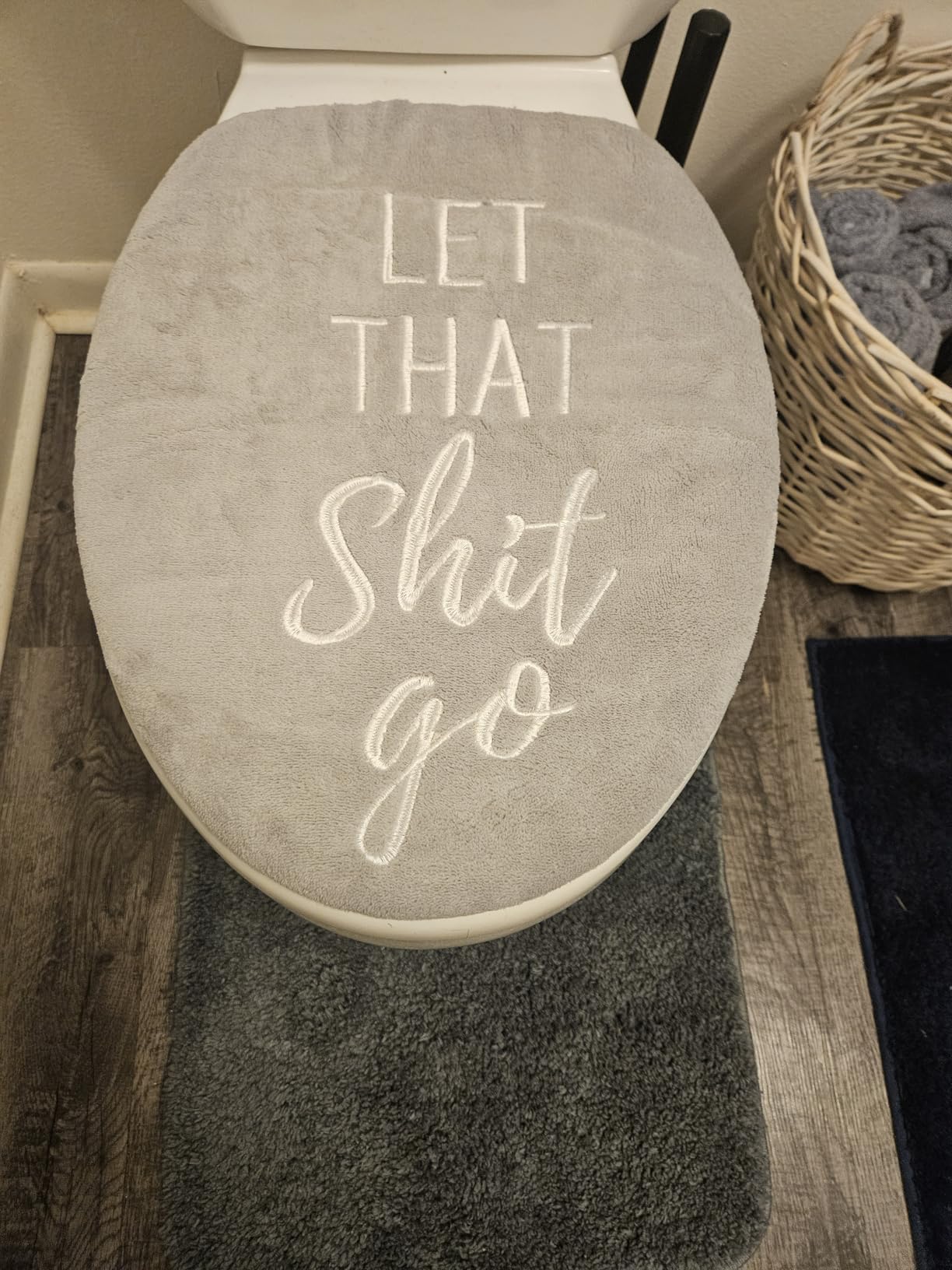 Black Bathroom Decor Toilet Lid Cover Funny Toilet Seat Covers 17.5
