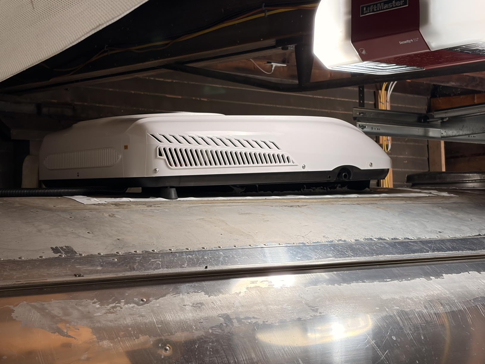 12V DC RV Rooftop Air Conditioner with Smart APP & Voice Control customer photo 2