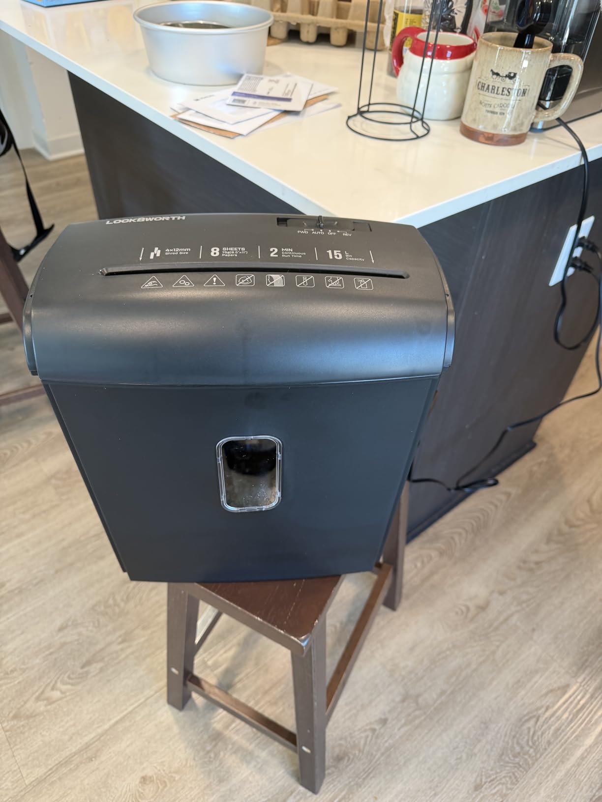 Locksworth 200-Sheet Micro Cut Shredder for Home Office, 8.5 Gallons Bin P-5 High Security Shredders for Paper, CD, Credit Card, Staple, Clip, Heavy Duty Commercial Paper Shredder with Casters customer photo 2