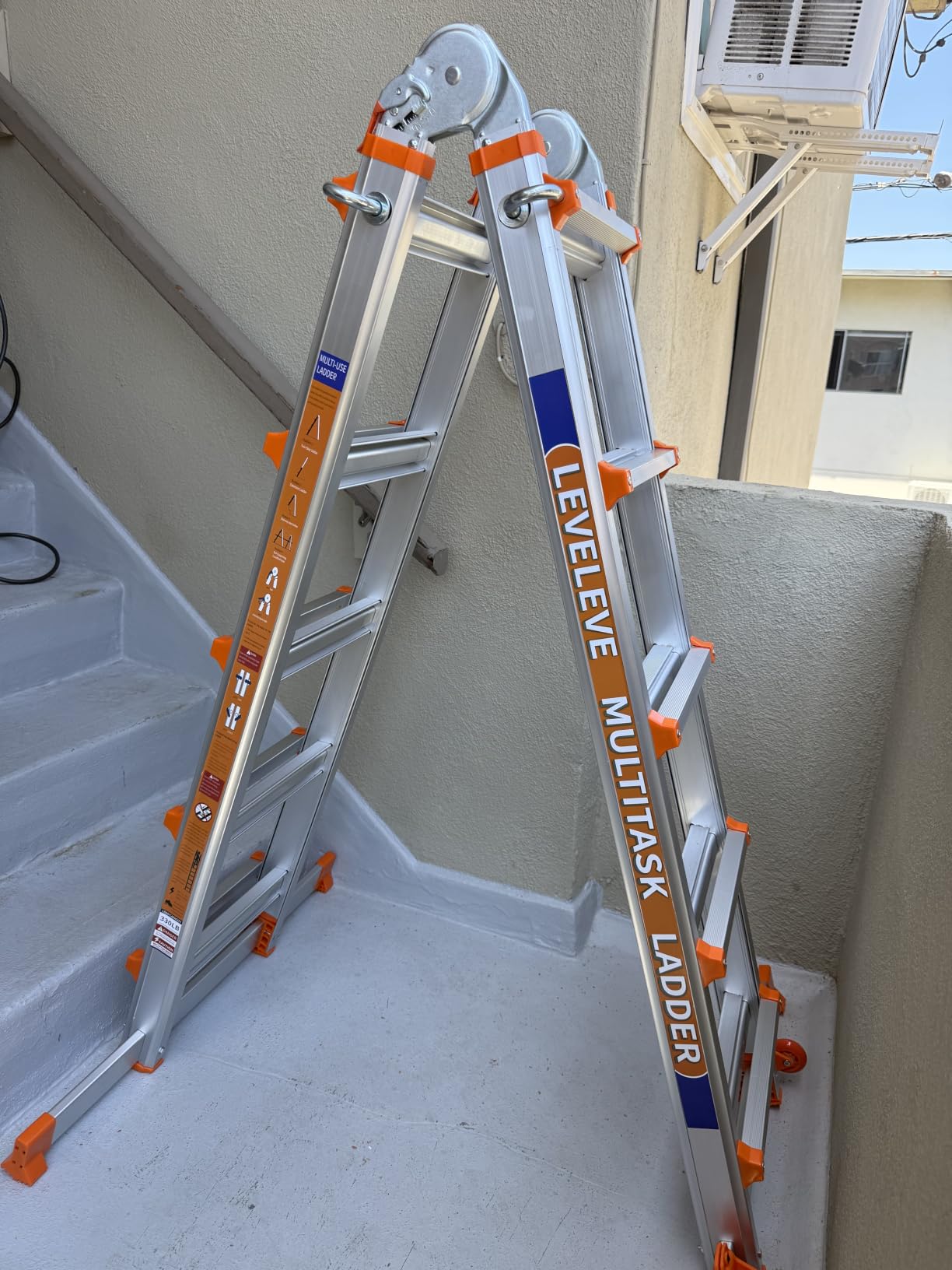 LEVELEVE Telescoping A Frame Ladder, 22FT Multi Position Ladder with Stabilizer Bar & Wheels,330 lbs Security Load for Stairs Home Indoor Outdoor Roof customer photo 1