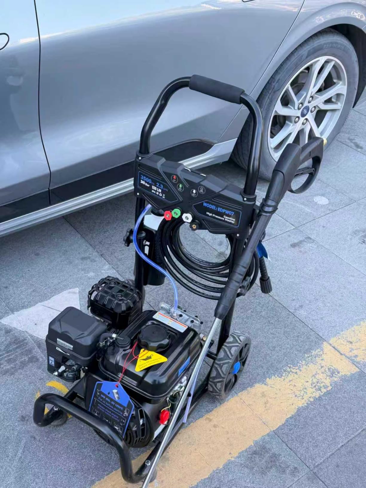 3500 PSI Gas Pressure Washer, 2.3 GPM with 212cc Engine, 4 Nozzles Set & 25 FT Hose for Driveways, House Siding, Patios, Fences, Vehicles & Outdoor Cleaning (Navy Blue) customer photo 2