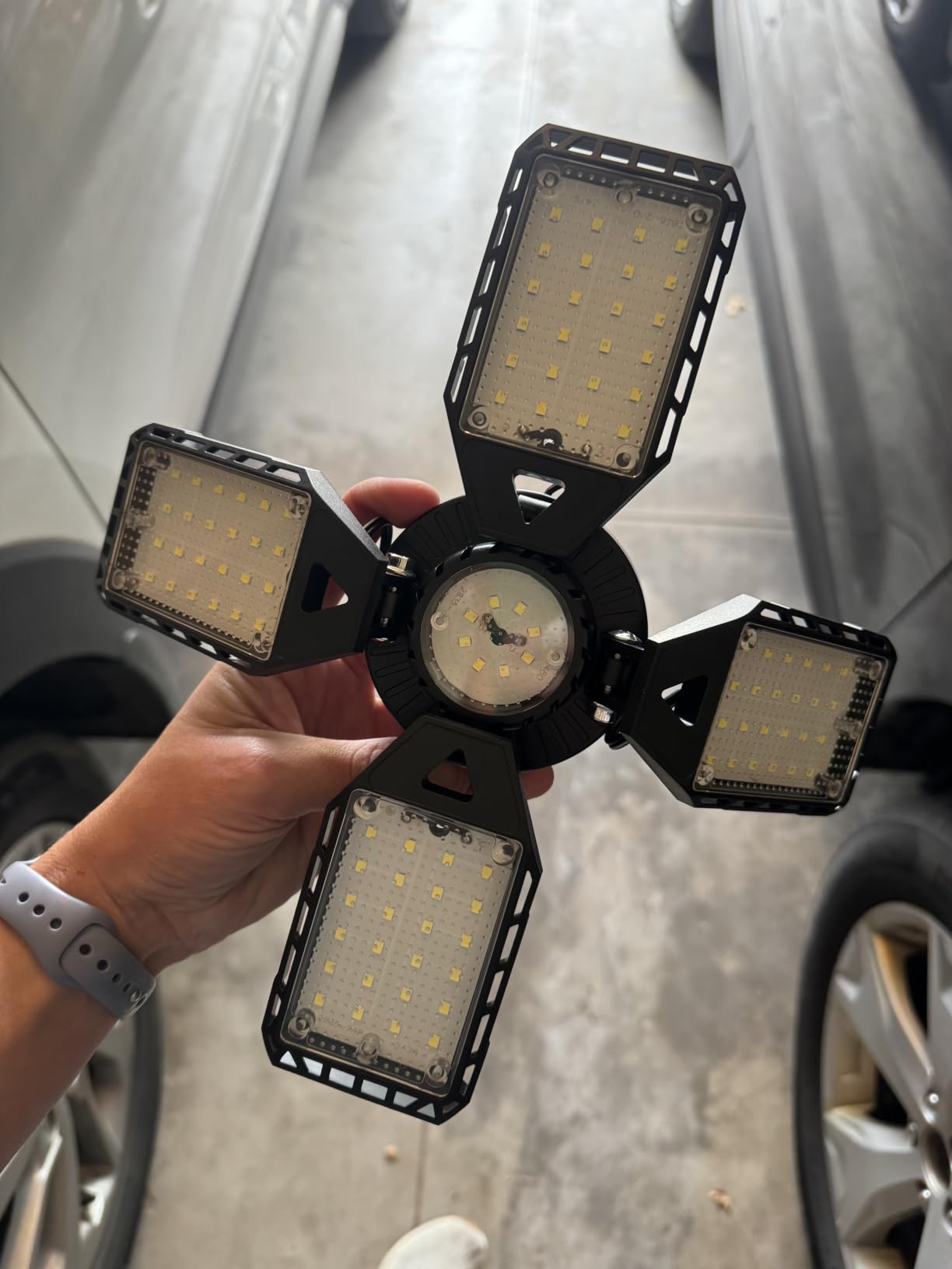 Aoretic LED Garage Lights 180W 18000LM 6500K, 2 Pack customer photo 2