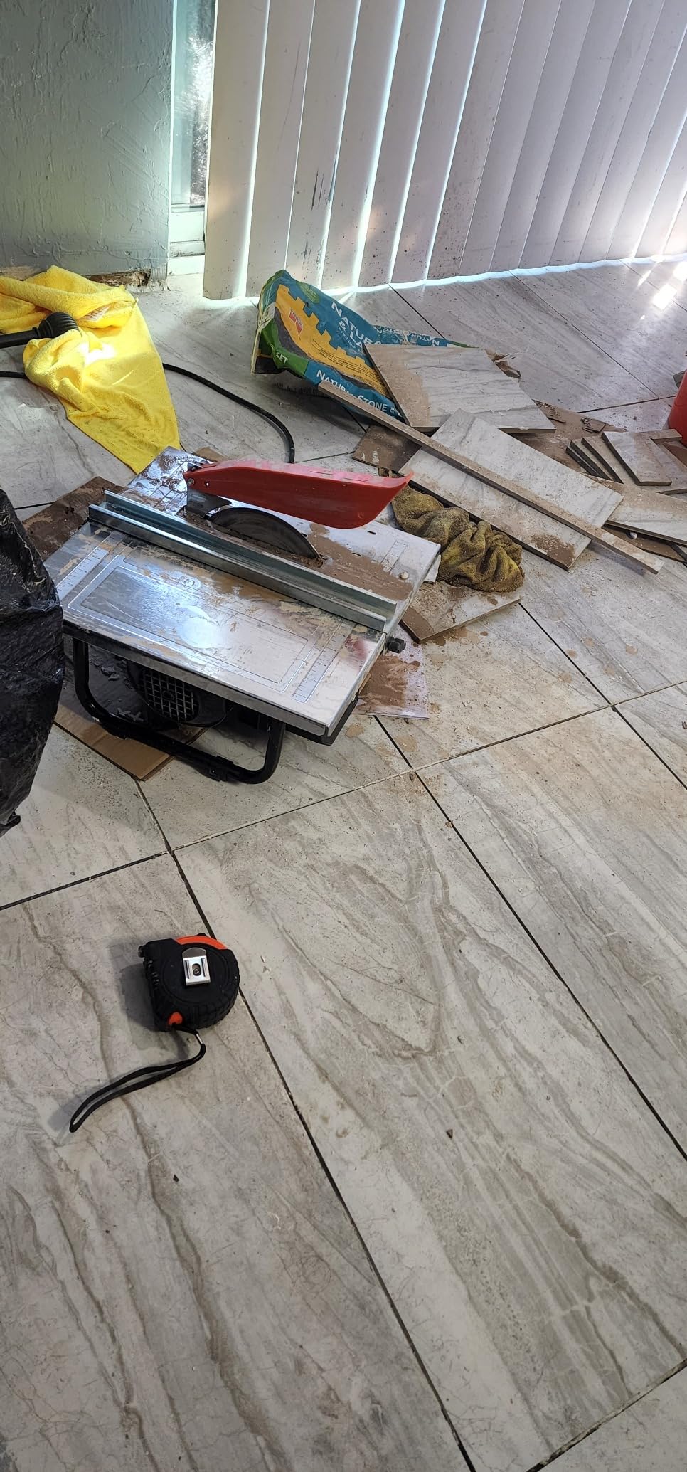 VEVOR Wet Tile Saw 7 Inch 65Mn Steel Blade 3600 RPM Tile Cutter Wet Saw with Detachable Water Reservoir customer photo 1