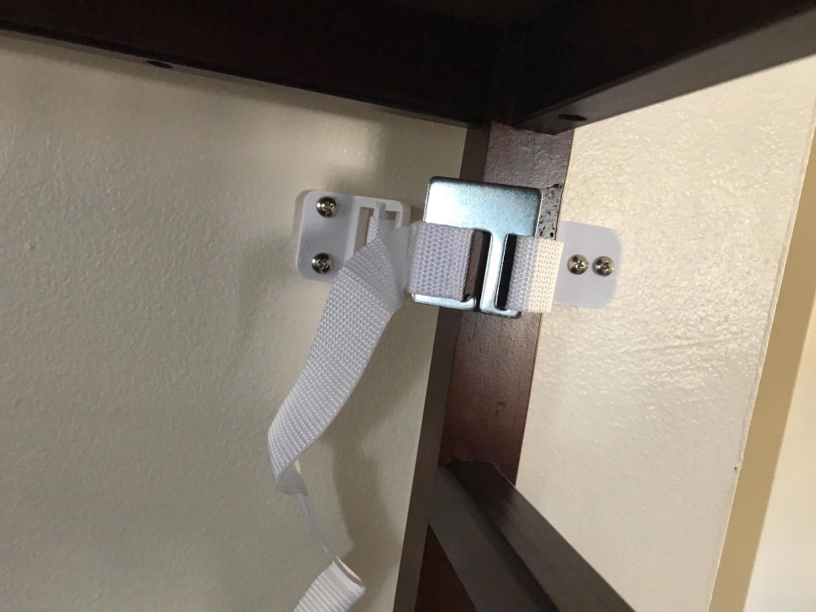 Safety 1st Furniture Wall Straps 2 Count customer photo 2