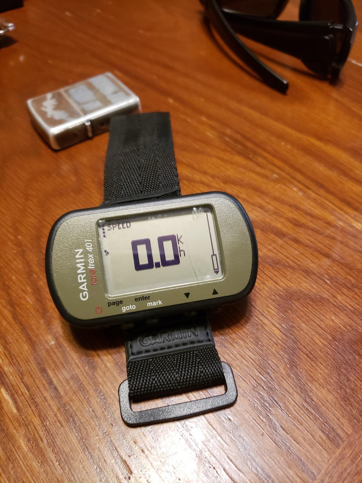 Garmin Foretrex 401 Waterproof Hiking GPS customer photo 2