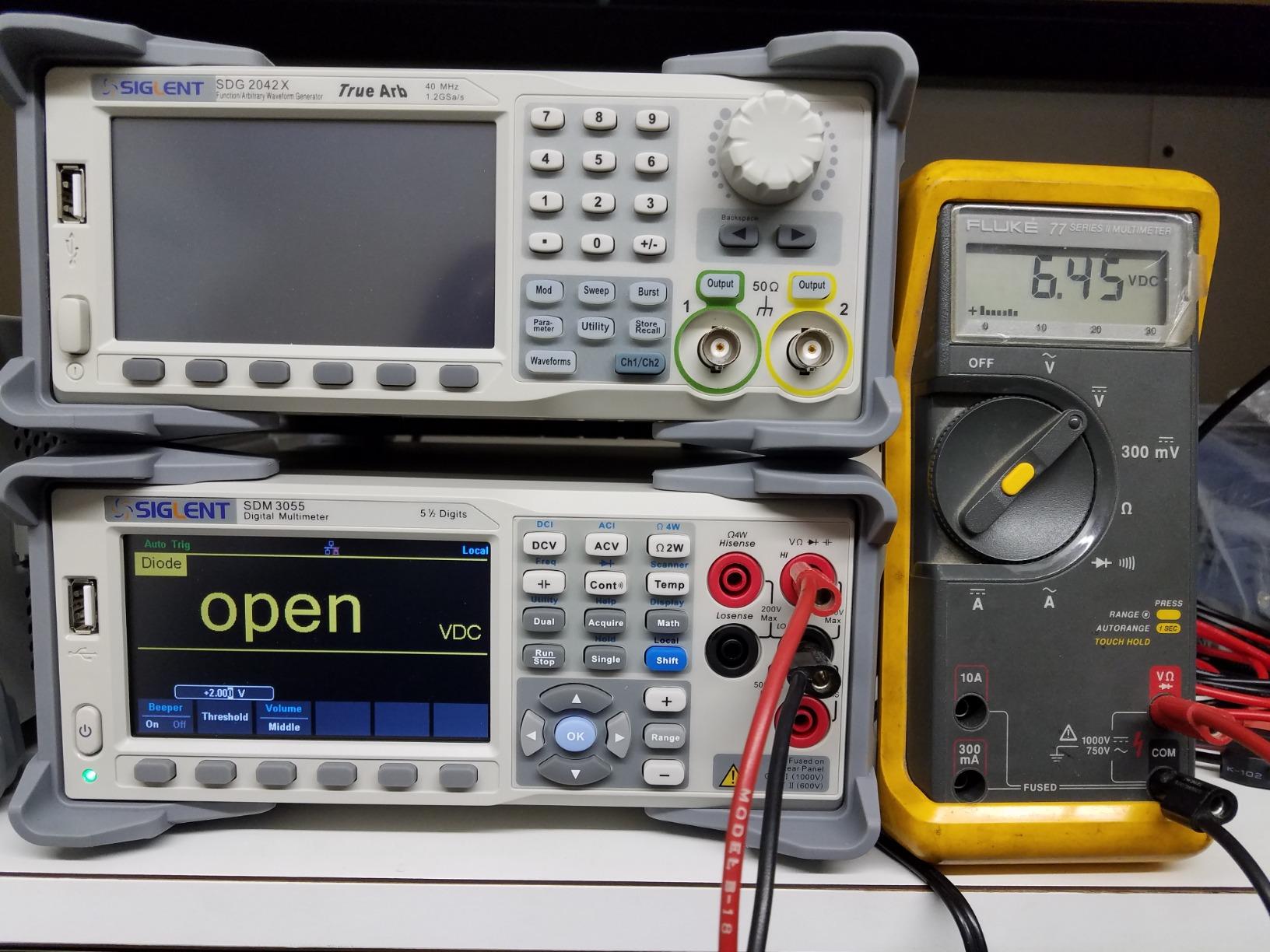 Siglent Technologies SDM3055 5.5 Digit Digital Multimeter, White/Grey customer photo 1