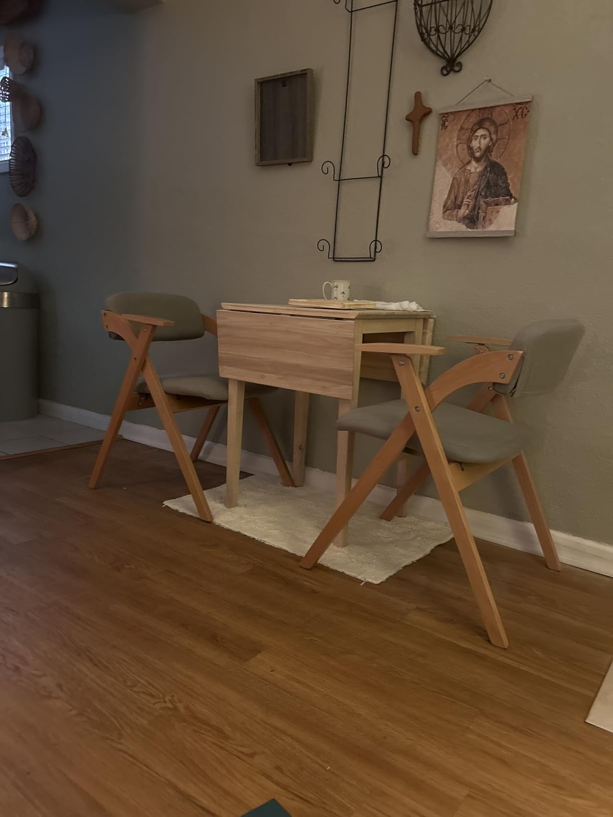 IC International Concepts Solid Wood Drop Leaf Table, 36