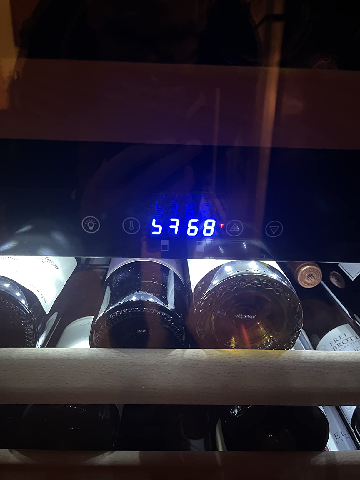 Whynter Wine Refrigerator, 164 Bottle, Large Capacity, Dual Zone, BWR1642DZ customer photo 1
