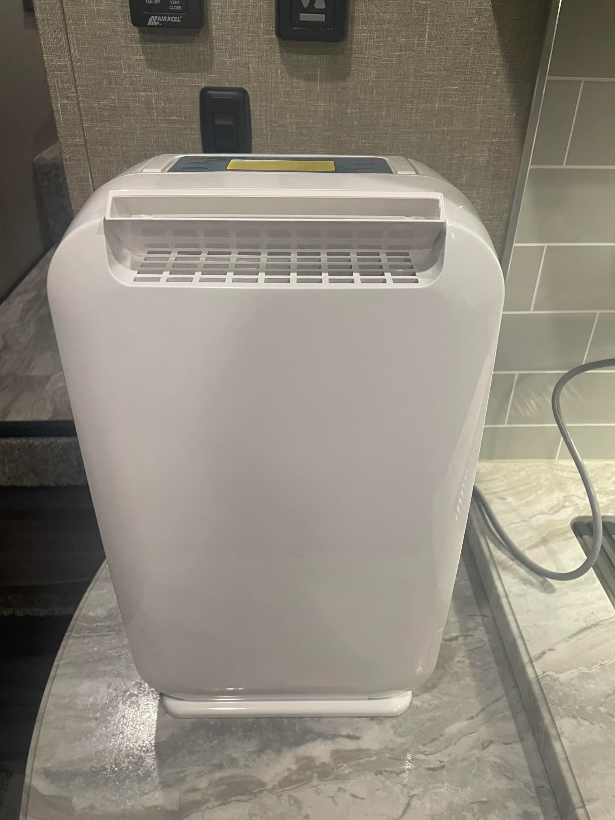 Ivation 13-Pint Small-Area Desiccant Dehumidifier Compact and Quiet - With Continuous Drain Hose for Smaller Spaces, Bathroom, Attic, Crawlspace and Closets - For Spaces Up To 270 Sq Ft, White customer photo 2