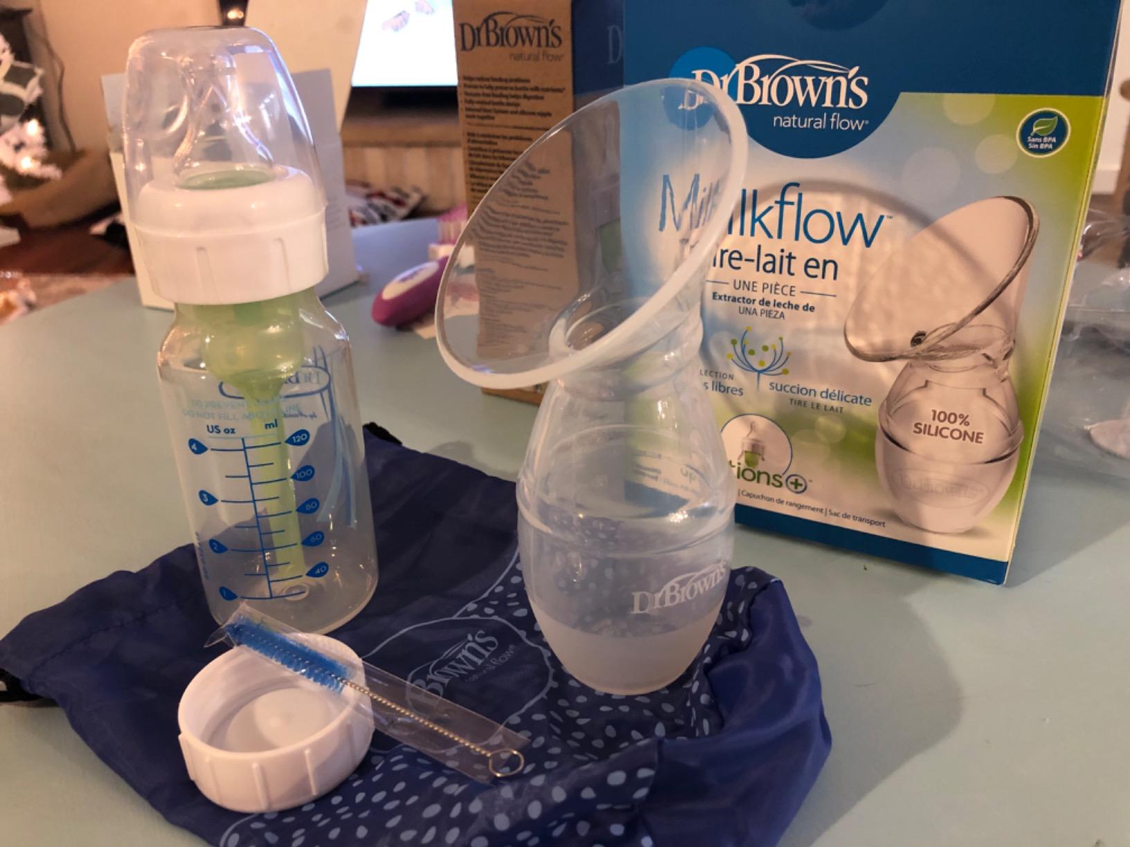 Dr. Brown's One-Piece Breast Pump with Baby Bottle and Travel Bag customer photo 1