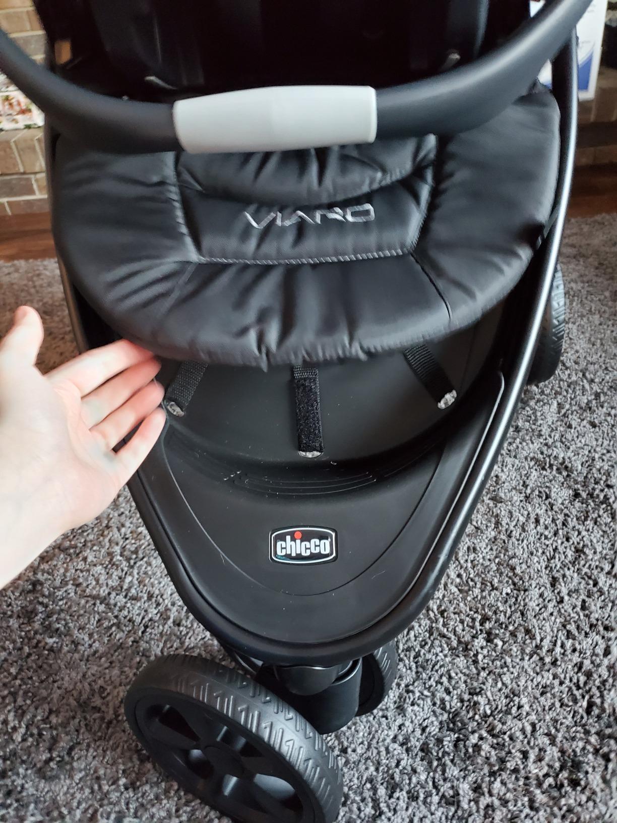 Chicco Viaro Travel System, Viaro Quick-Fold Stroller with KeyFit 30 Infant Car Seat and Base, Black/Black customer photo 1