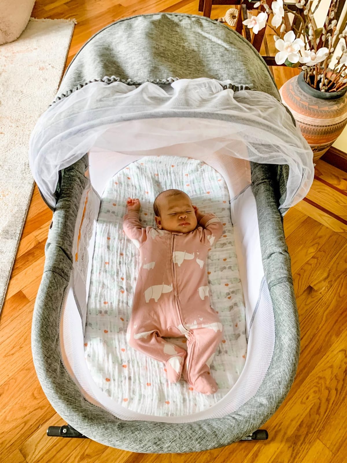 Baby Delight Slumber Deluxe Rocking Bassinet, Portable Baby Bassinet, Removable Canopy, Charcoal Tweed customer photo 2