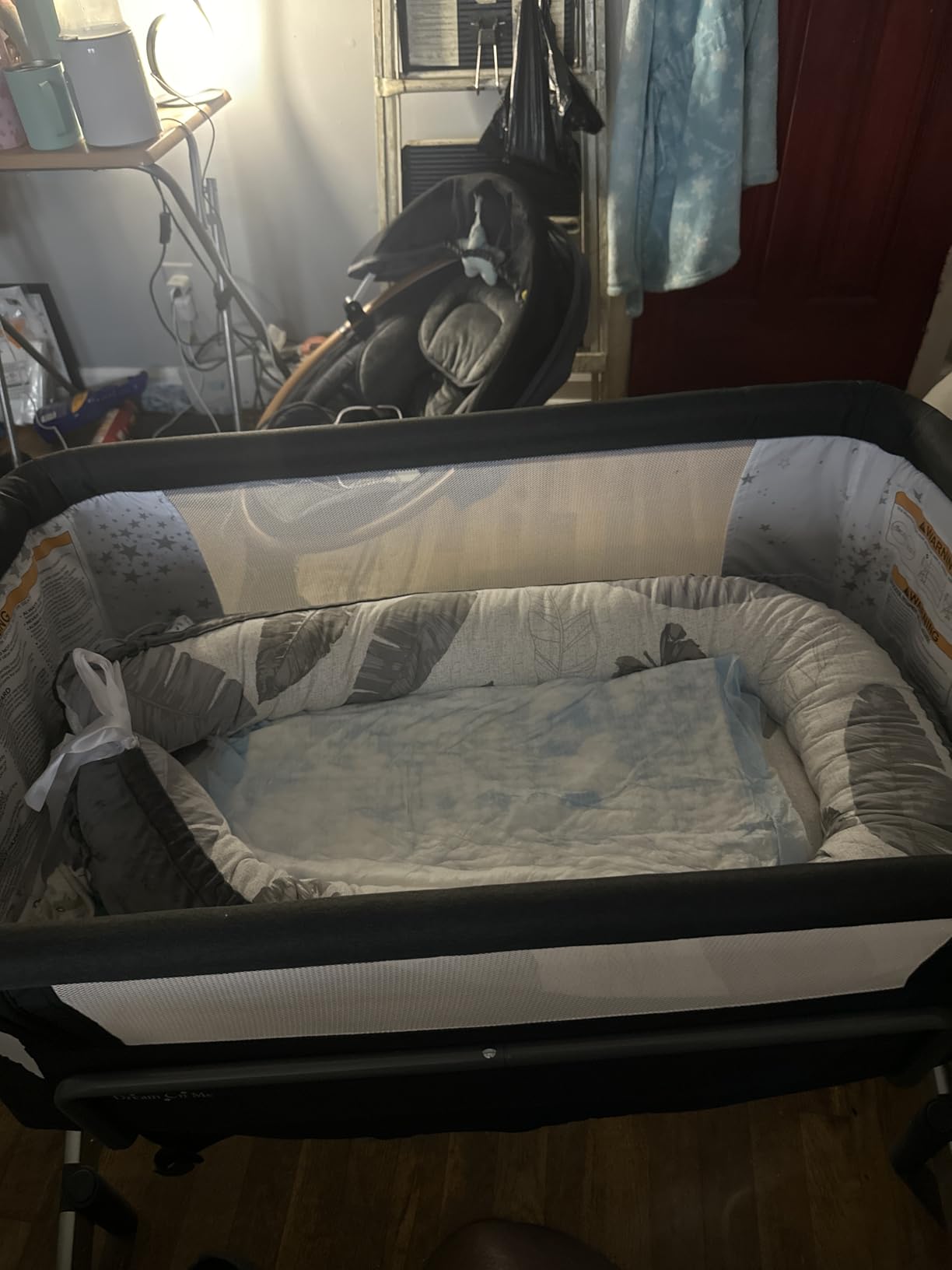 Dream On Me Skylar Bassinet & Bedside Sleeper, Adjustable Height, Grey customer photo 1